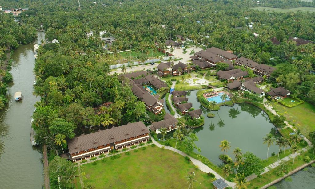 Кумараком: Gokulam Grand Resort & Spa Kumarakom
