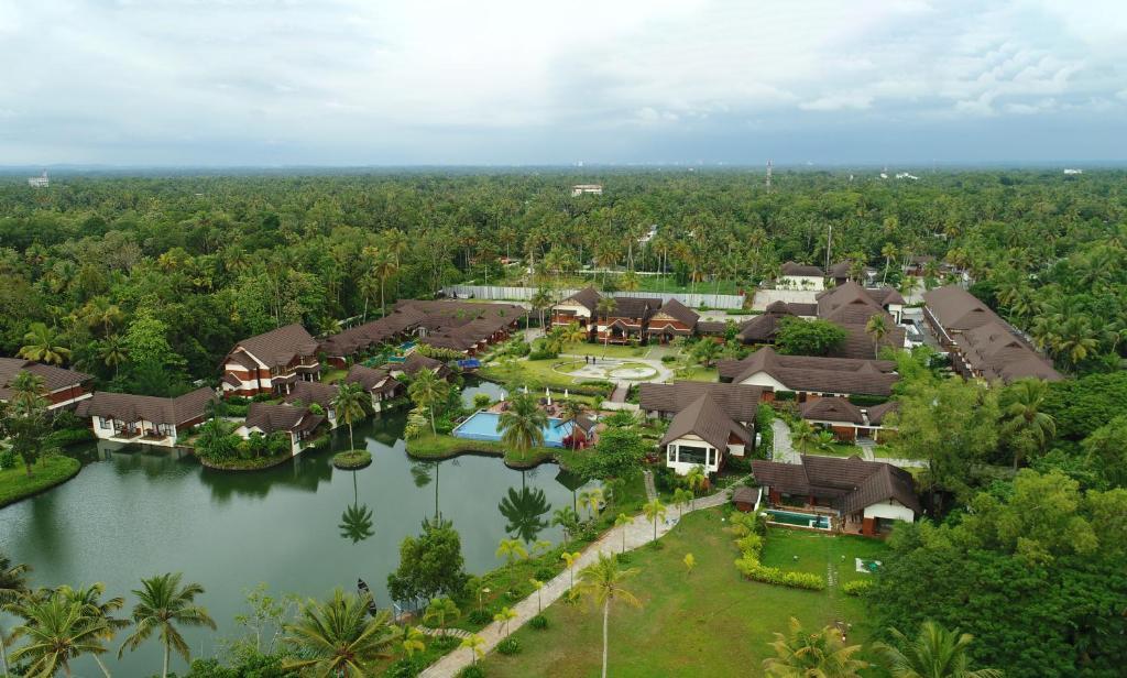 Кумараком: Gokulam Grand Resort & Spa Kumarakom