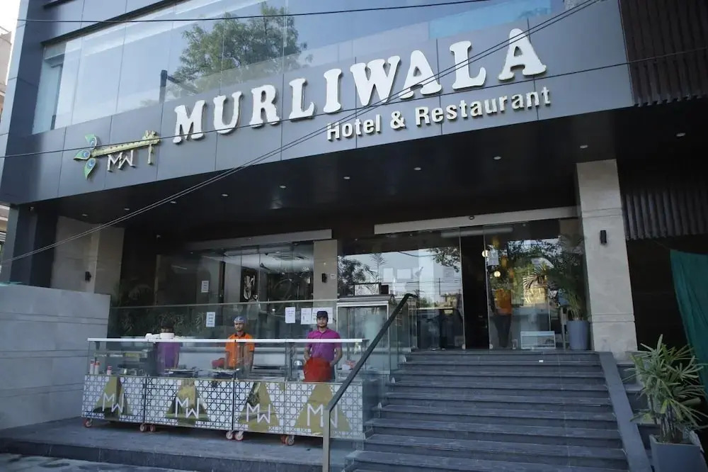 Вриндаван: Murliwala Hotel & Restaurant