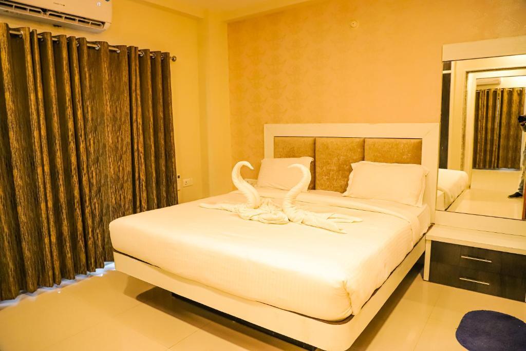 Вриндаван: Hotel Shri Radha Nikunj at Prem Mandir