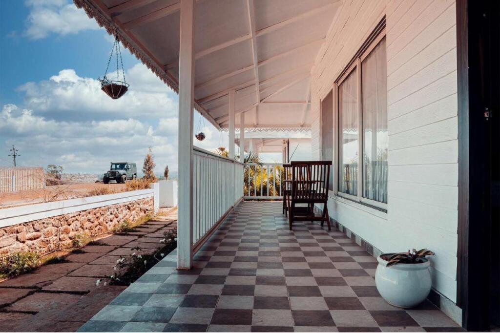 Игатпури: Saffronstays Sierra Winds, Nashik