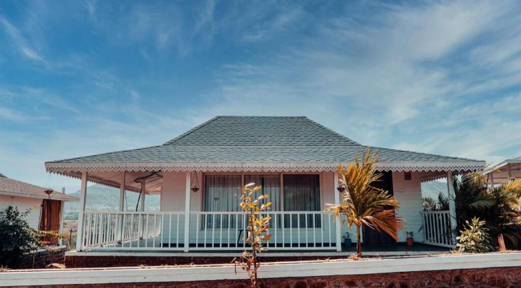 Игатпури: Saffronstays Sierra Winds, Nashik