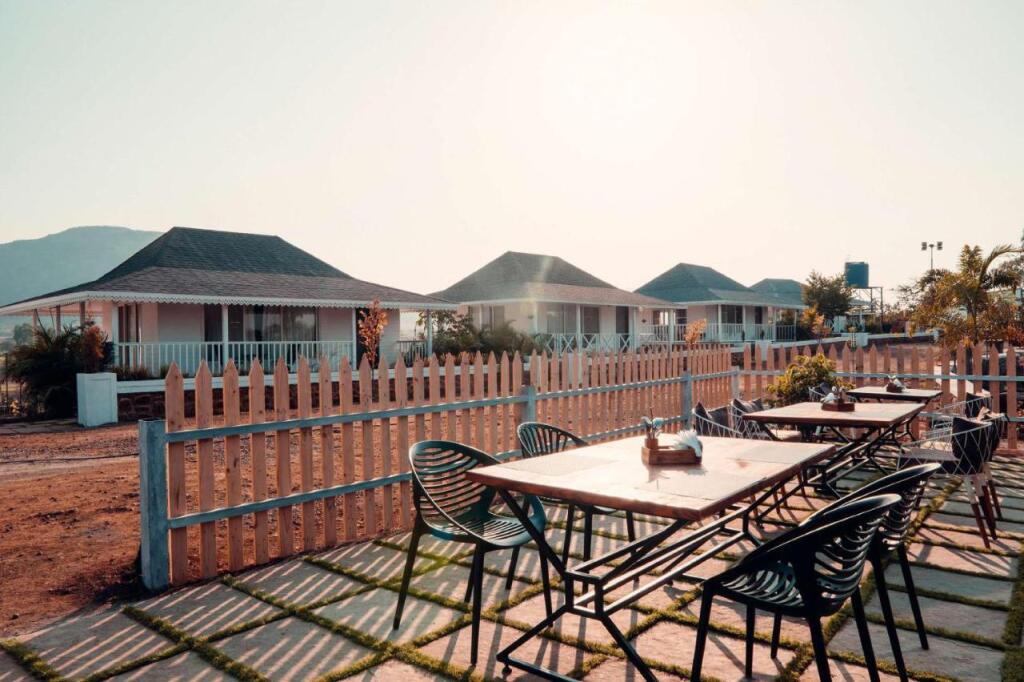 Игатпури: Saffronstays Sierra Winds, Nashik