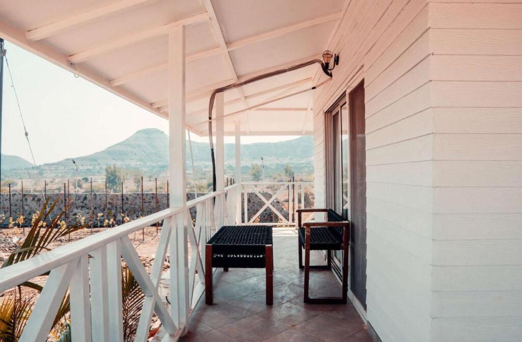 Игатпури: Saffronstays Sierra Winds, Nashik