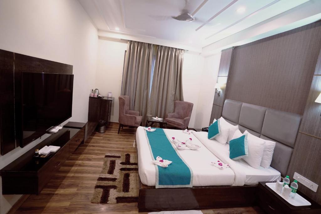Вриндаван: Hotel Idhayan Palace