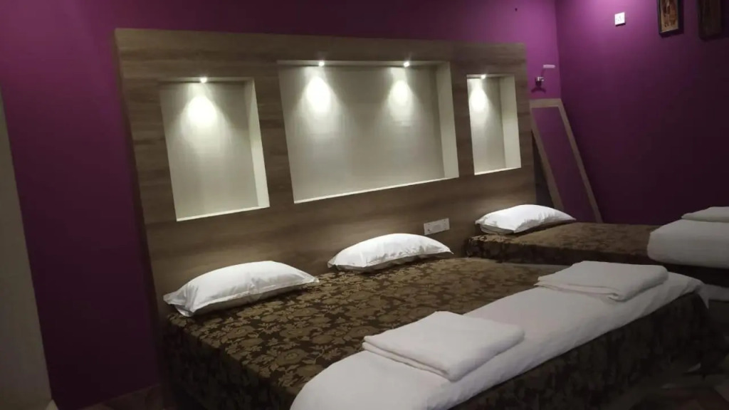 Лакшманпур: Hotel Shreesh Neil