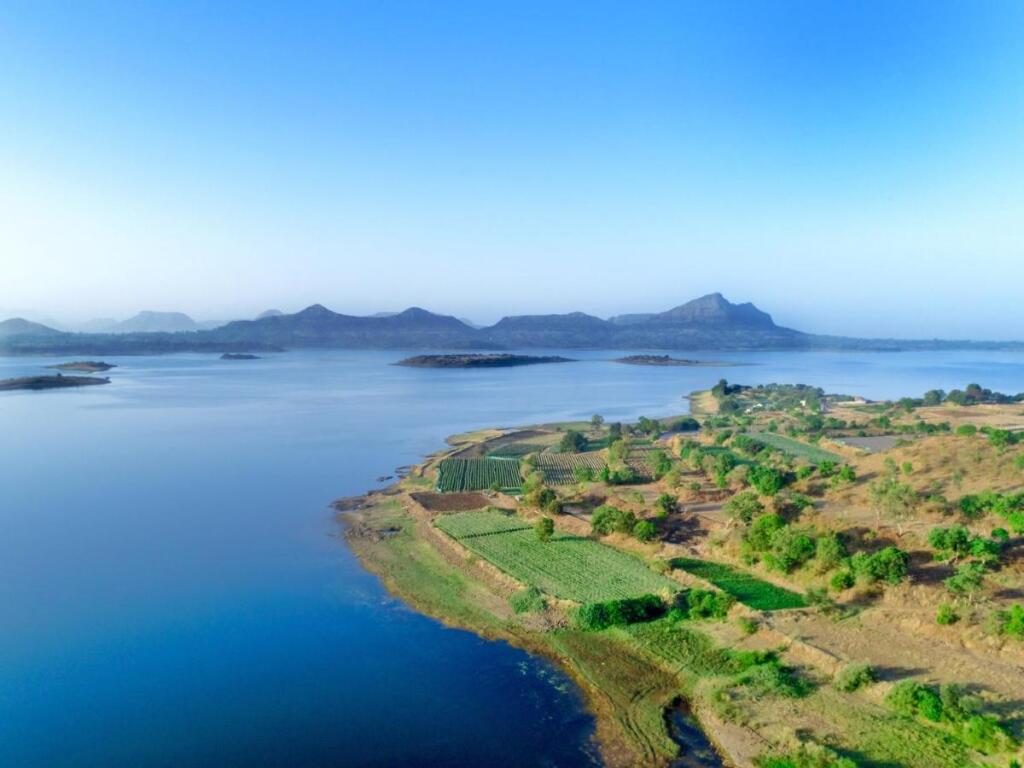 Игатпури: Astoria Lagoon
