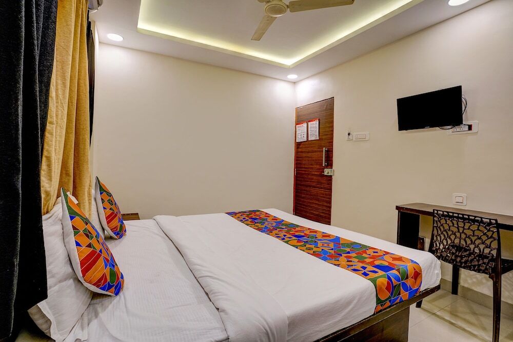 Пуна: Fabhotel Royal Inn Ns