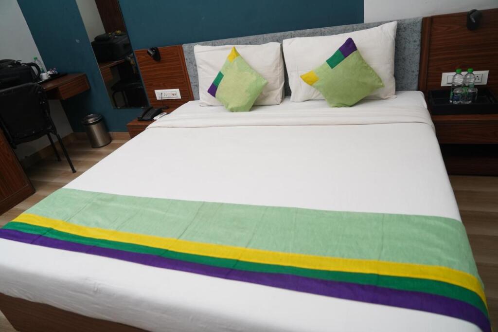 Индаур: Hotel Ballfin Indor