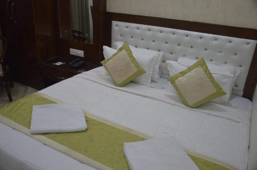 Варанаси: Hotel Midcity
