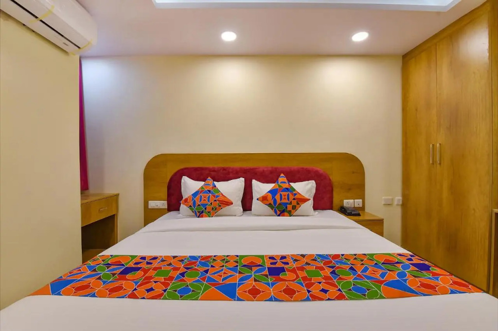 Джайпур: FabHotel Pink City