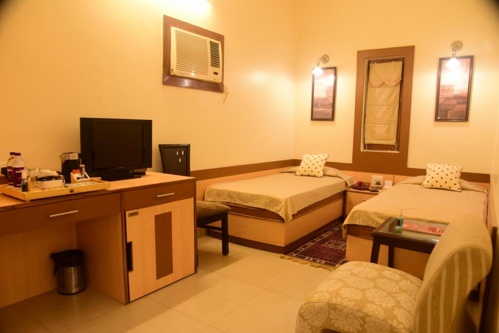 Hotel Cresent Near Assi Ghat — фото 2