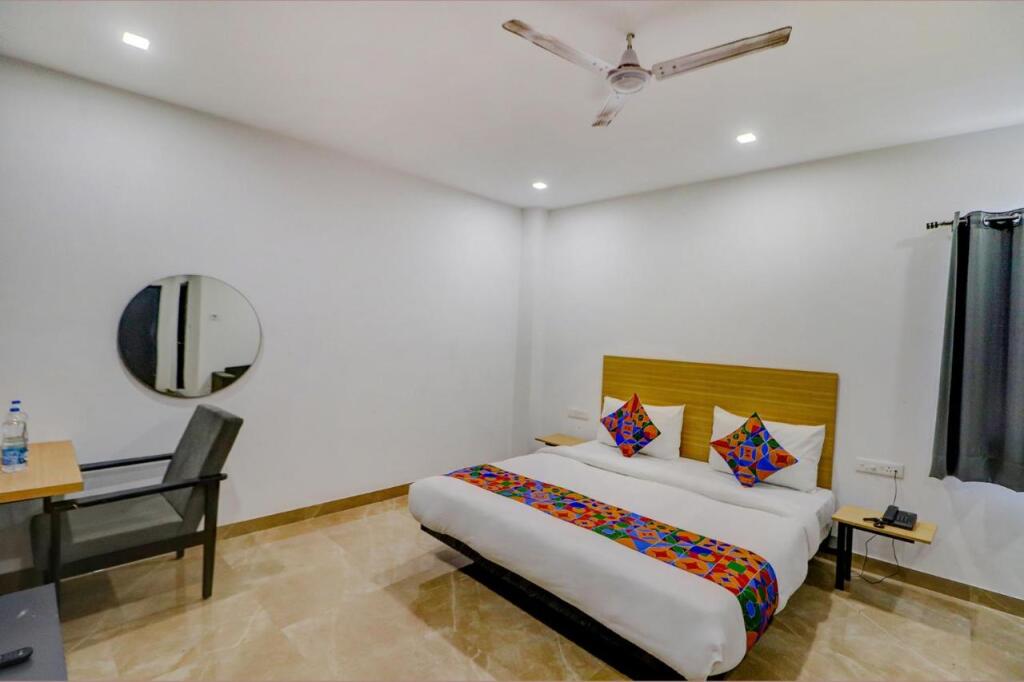 Fabhotel Premium Kashi — фото 4