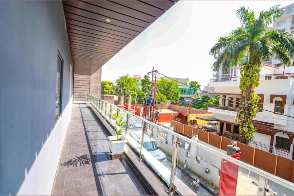 Варанаси: Fabhotel Premium Kashi
