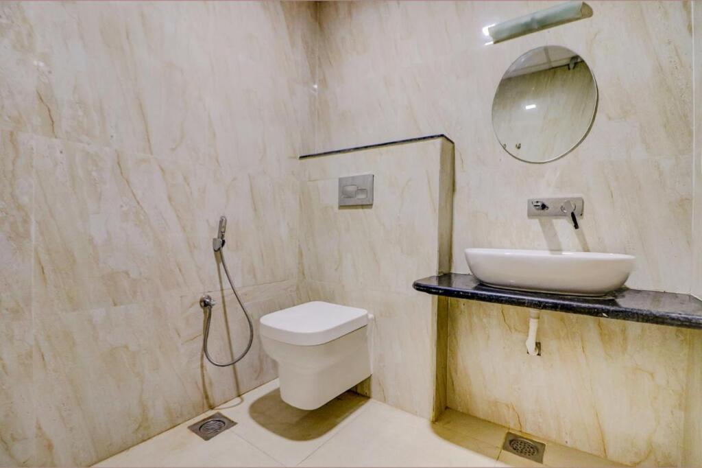 Варанаси: Fabhotel Premium Kashi