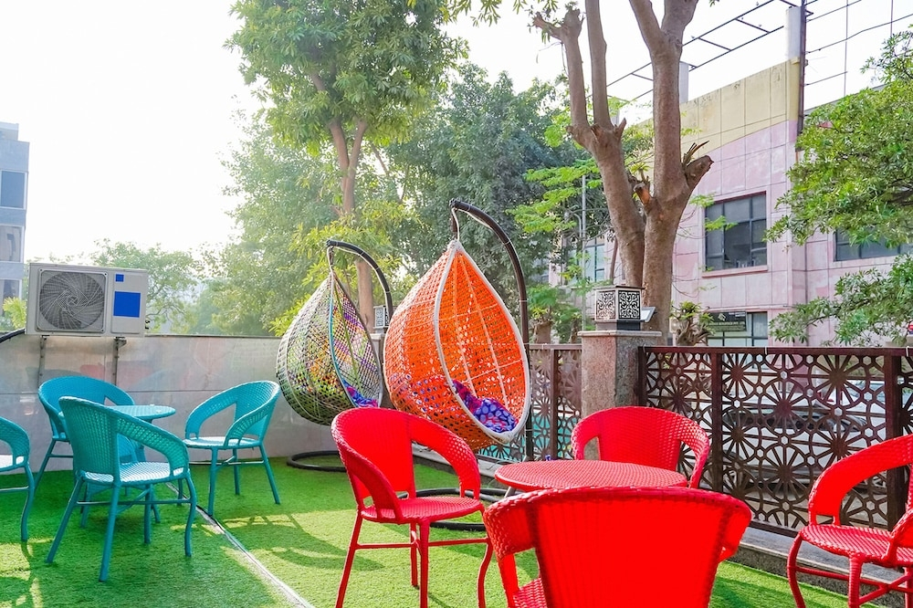 Большая Нойда: Fabhotel The Ansal