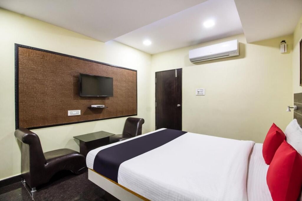 Гувахати: Fabhotel Red Rose