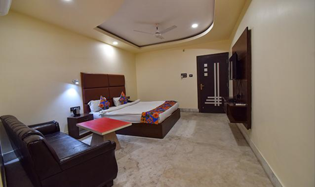Гувахати: Fabhotel Red Rose
