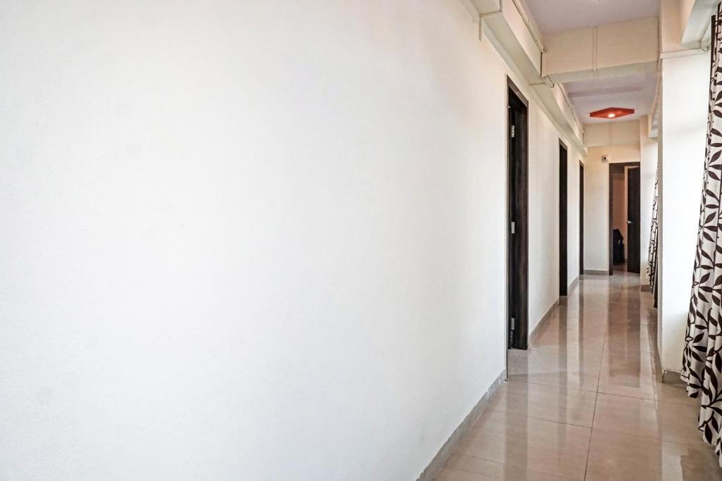 Хинджевади: FabHotel Sairaj