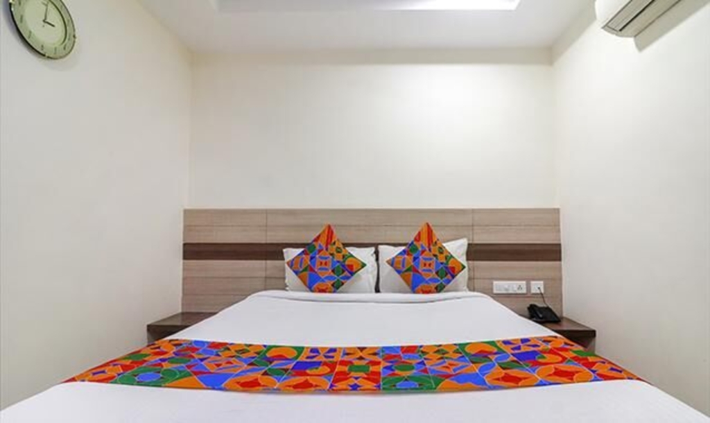 Хидерабад: Fabhotel Pride Inn Financia