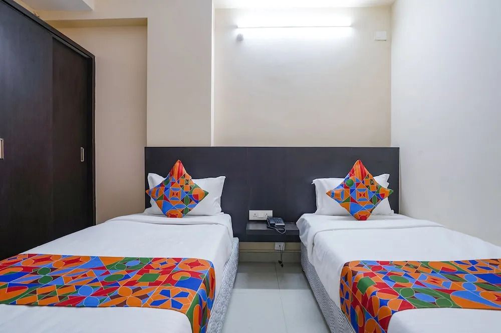 Хидерабад: FabHotel Serenity