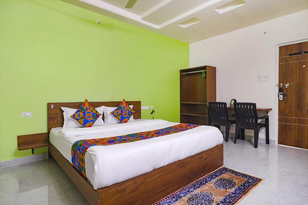Хидерабад: Fabhotel Golden Hitech
