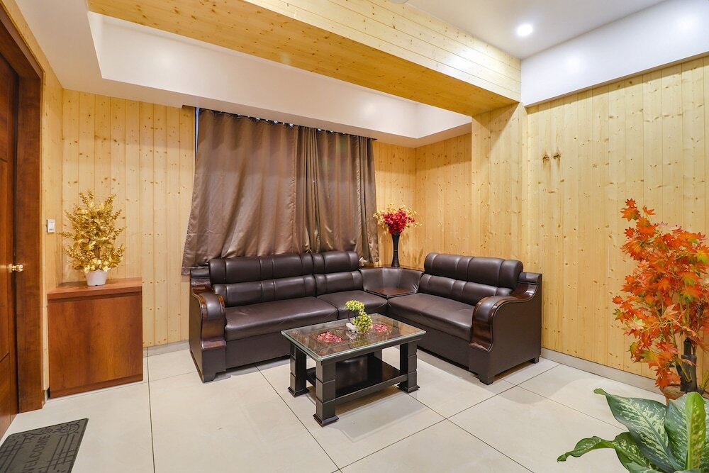 Хаголе: Fabhotel Grand Arya