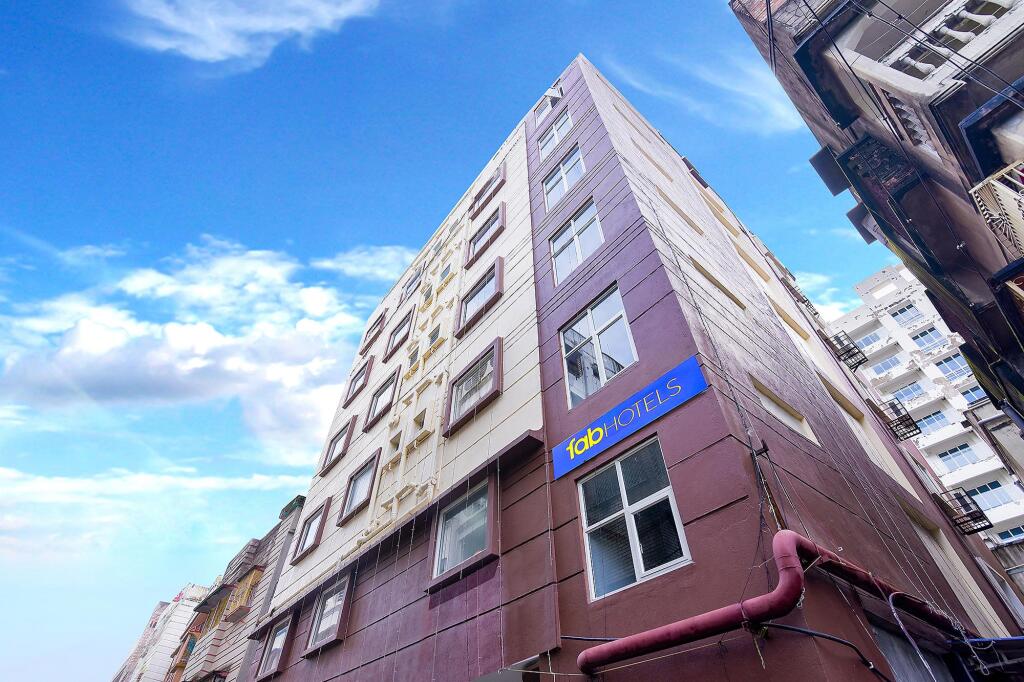 Колката: FabHotel Paradise