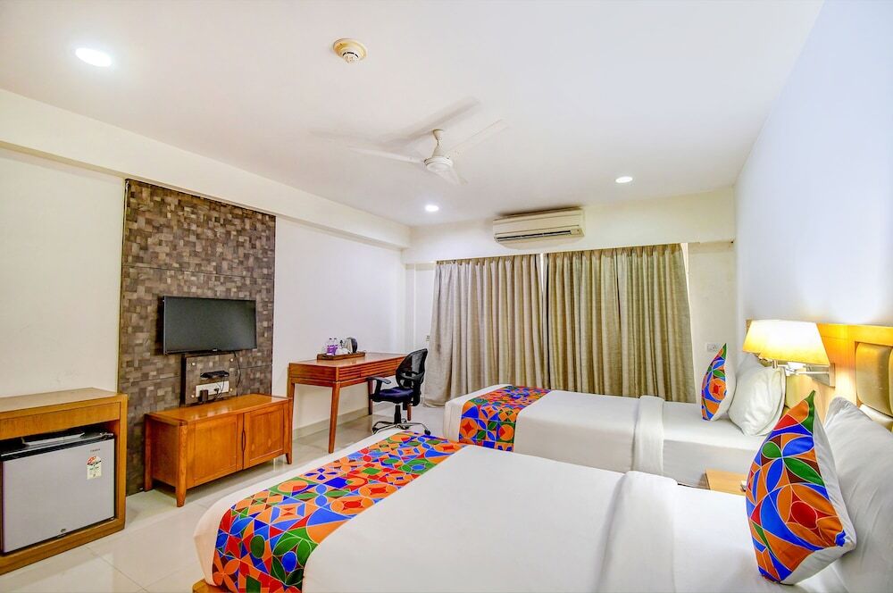 Колката: Fabhotel Prime Indeedcare Hotel & Resorts