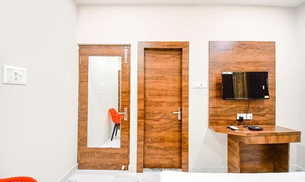 Колката: Fabhotel Dak Plaza