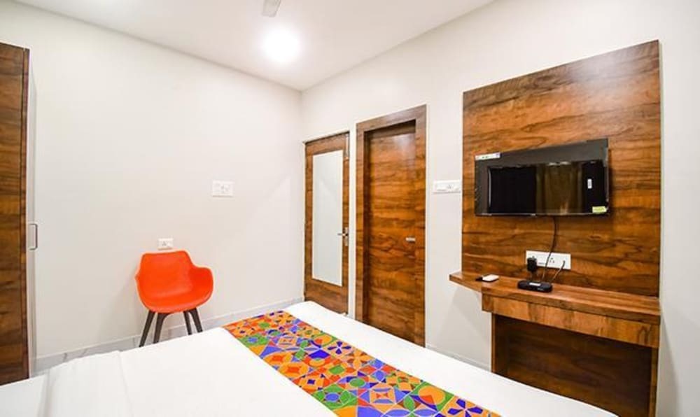 Колката: Fabhotel Dak Plaza