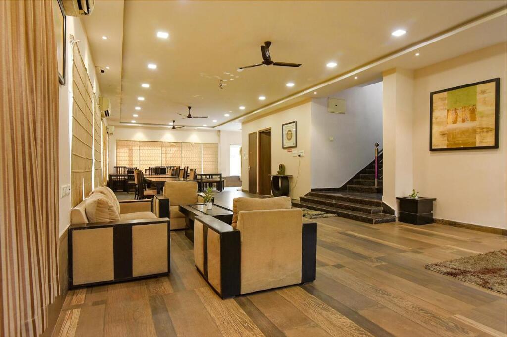Колката: FabHotel All In One Saltlake