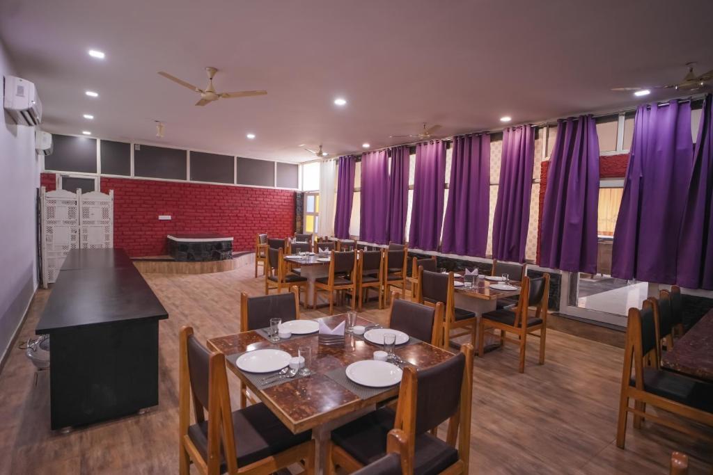 Удаипур: Gazebo Resort Udaipur