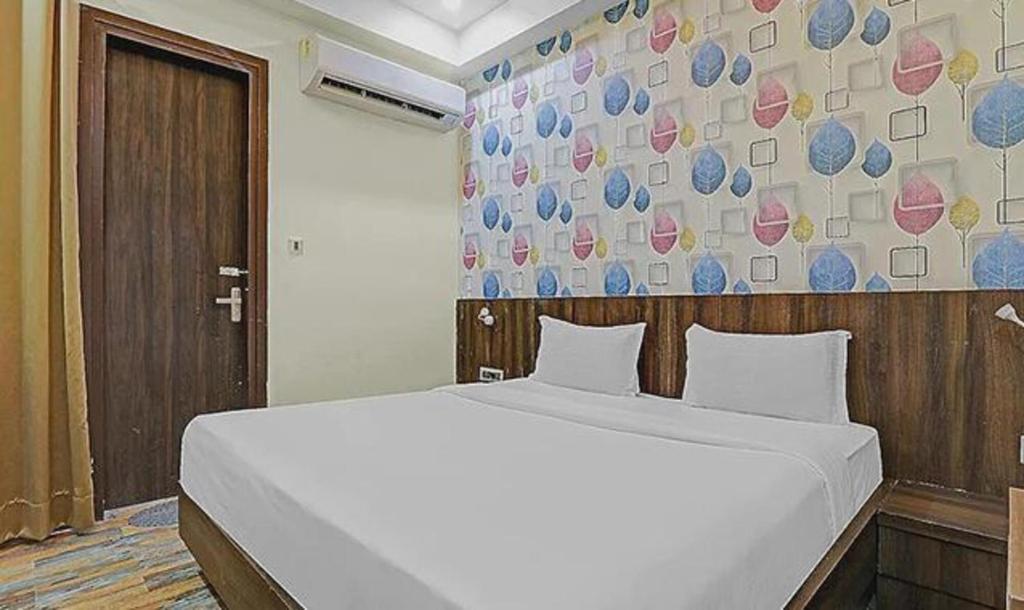 Лакхнау: Fabhotel Sam Inn