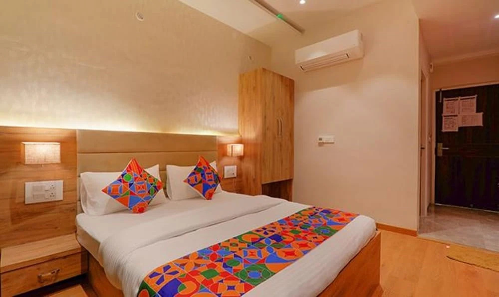 Лакхнау: Fabhotel Pratham Inn