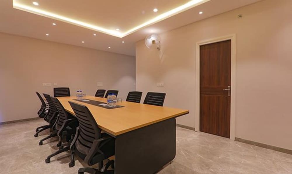 Лакхнау: Fabhotel Pratham Inn