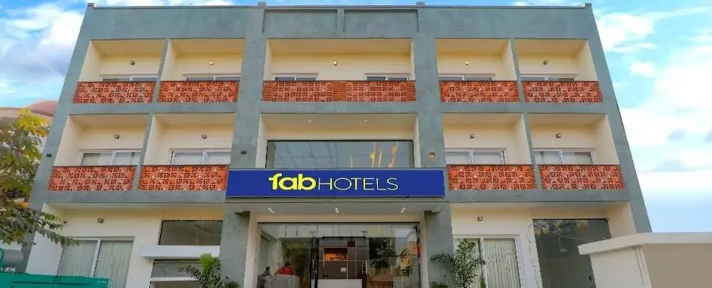 Лакхнау: Fabhotel Pratham Inn