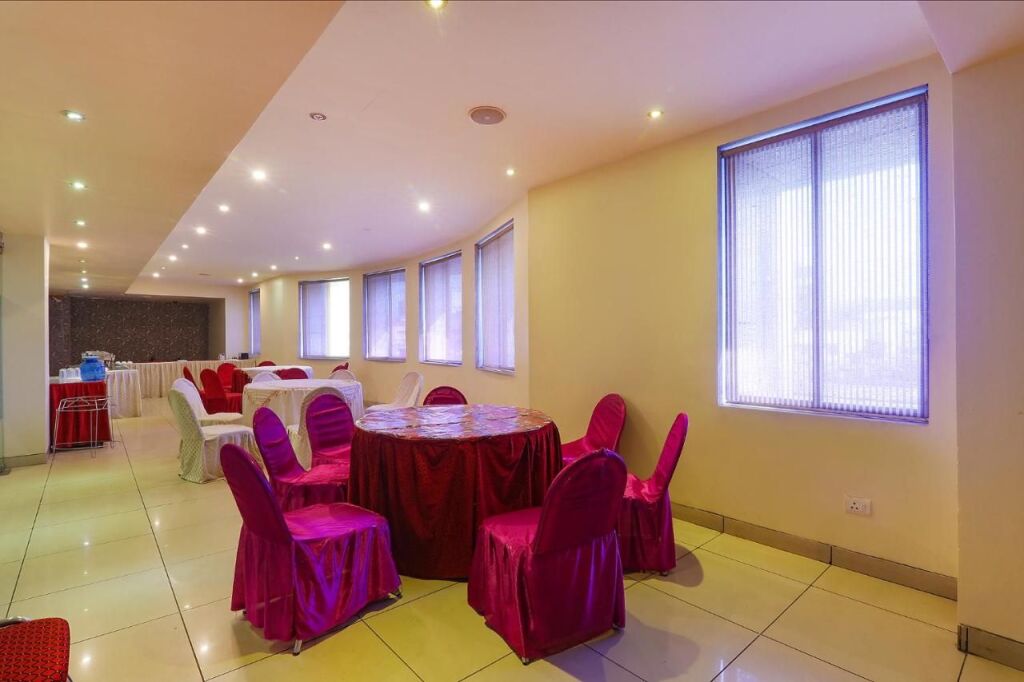 Лакхнау: FabHotel Silver Grand By Shelter