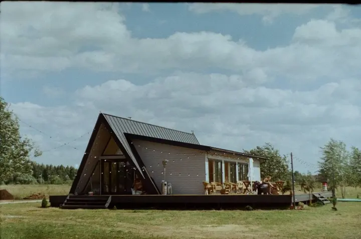 Дубна: Гостевой дом Woody Village Riverside