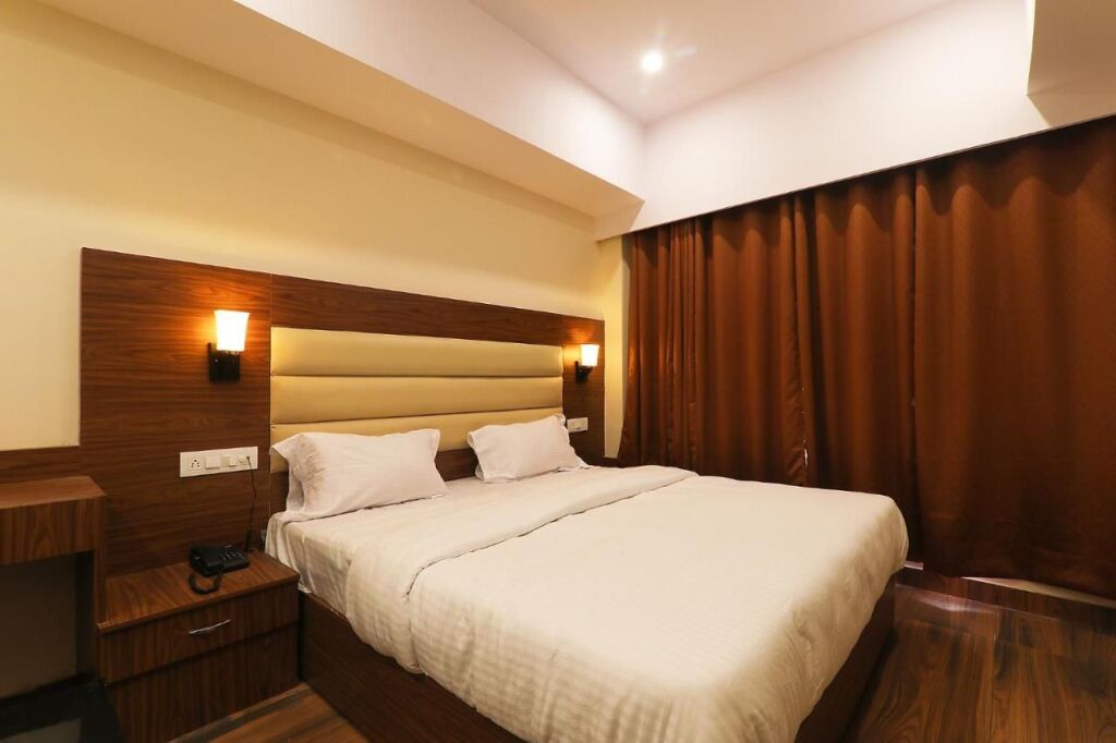Лакхнау: FabHotel Blueark