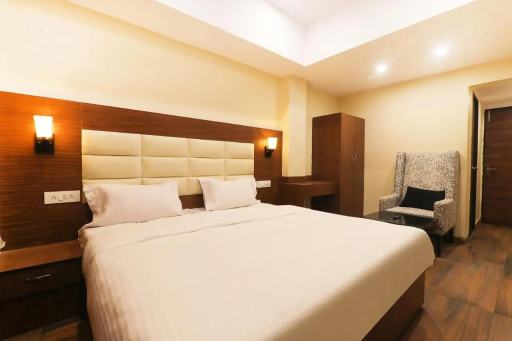 Лакхнау: FabHotel Blueark