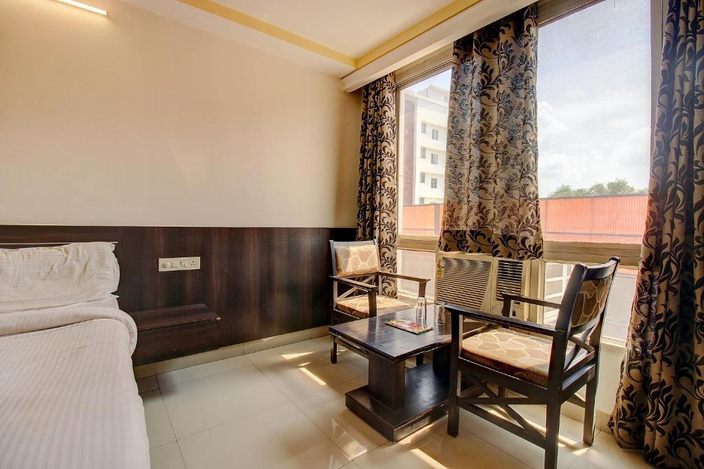 Лакхнау: Fabhotel Ps Grand