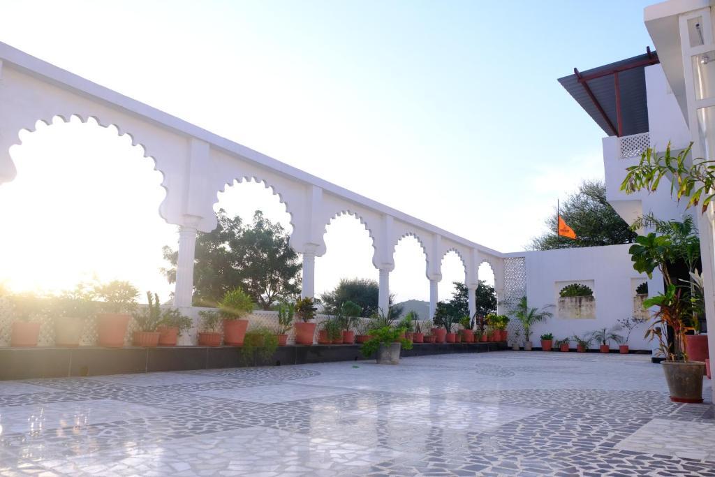 Удаипур: Emperor Palace Udaipur