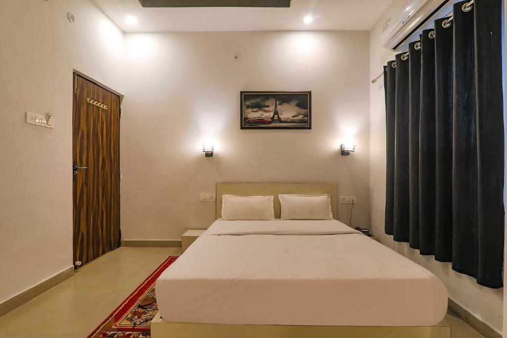 Лакхнау: Fabhotel Sr Inn