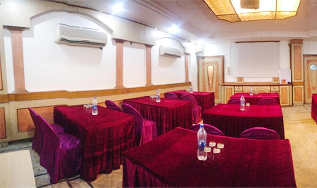 Лудхиана: Hotel Nanda