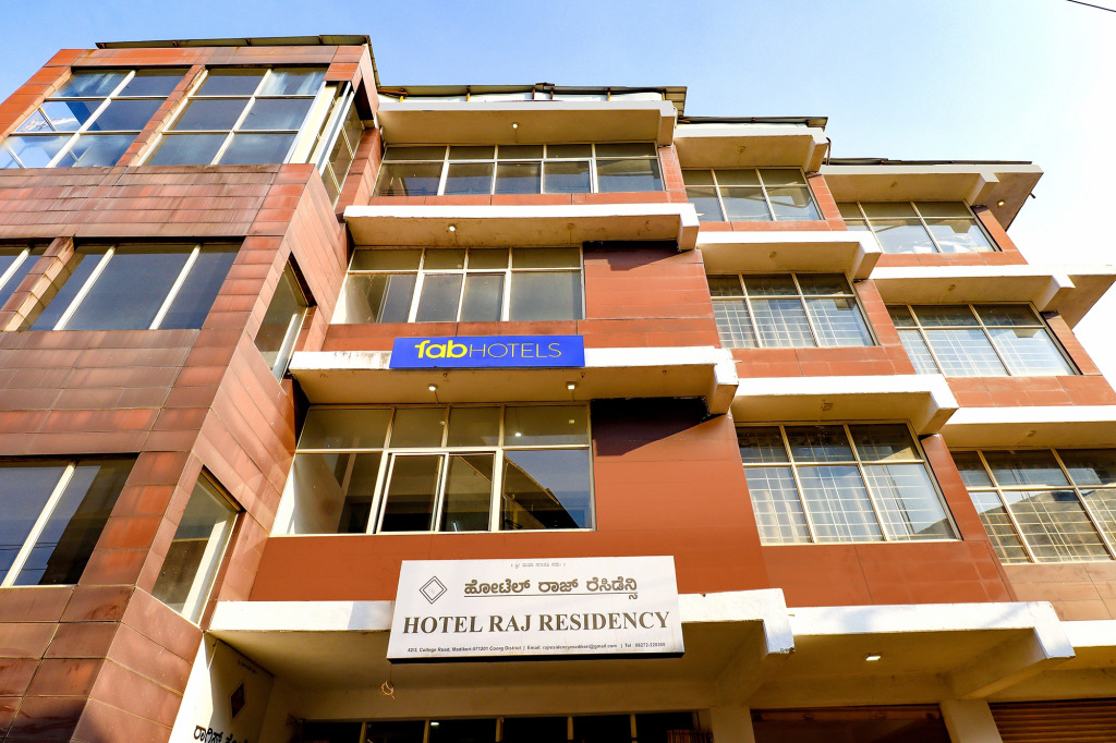 Мадикери: Fabhotel Raj Residency Madikeri