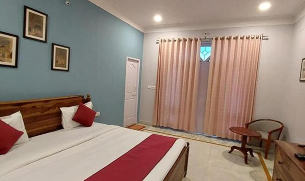 Удаипур: Fabhotel The Castle Homestay I