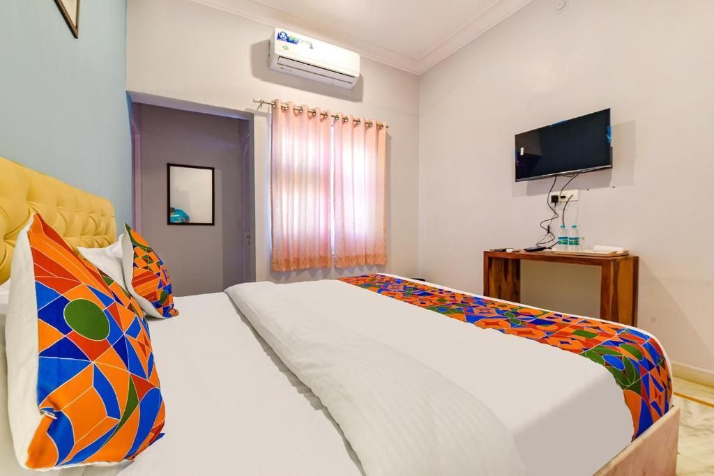 Удаипур: Fabhotel The Castle Homestay I