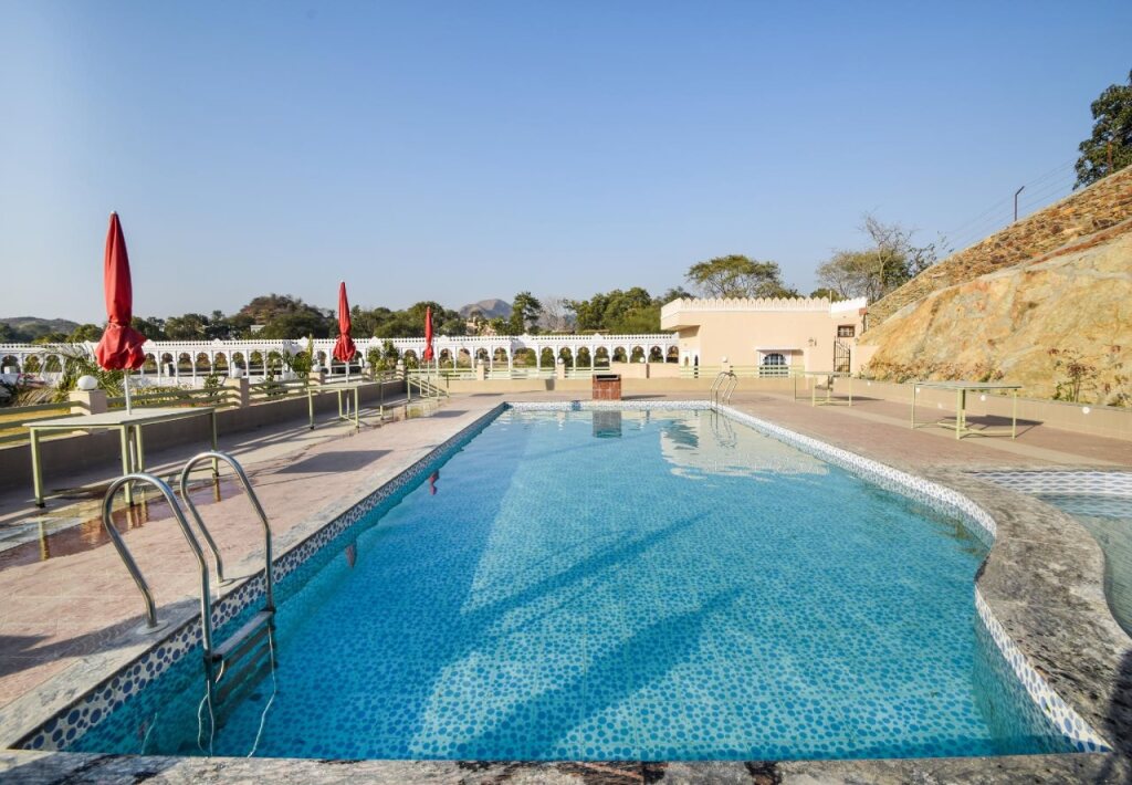 Удаипур: Riviera Madaar Resort