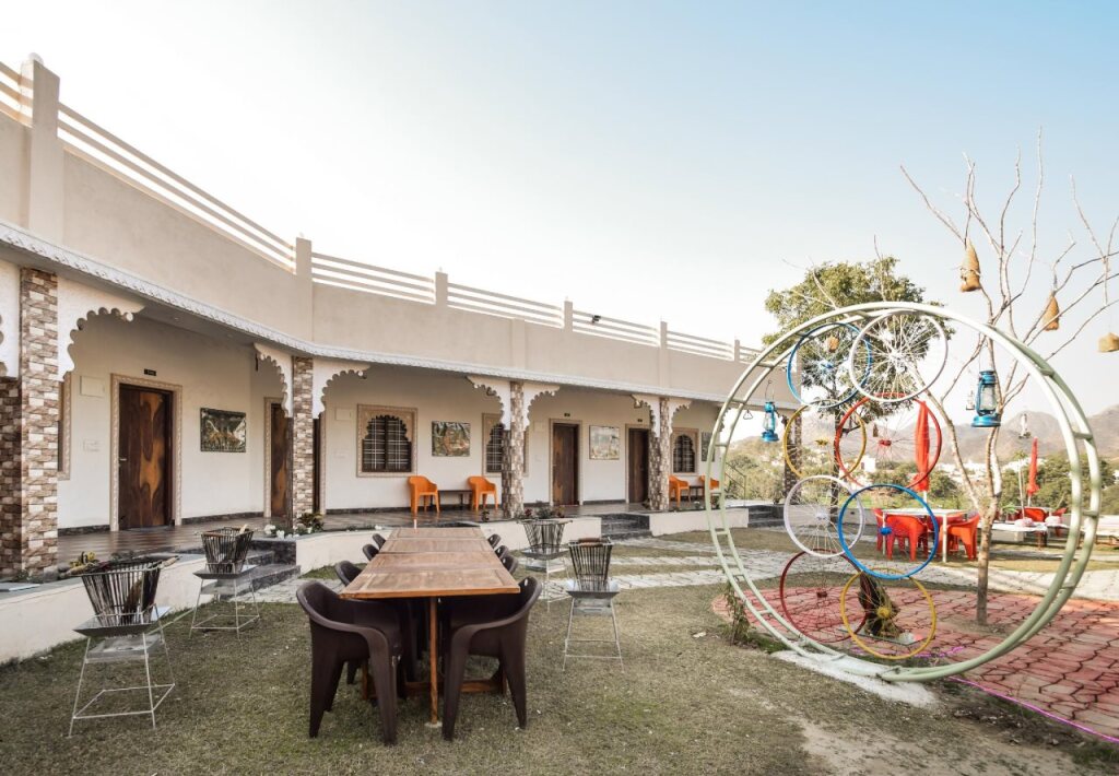Удаипур: Riviera Madaar Resort